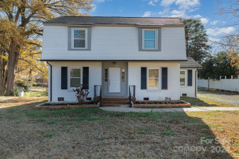 6423 Cherrycrest Ln Charlotte, NC 28217