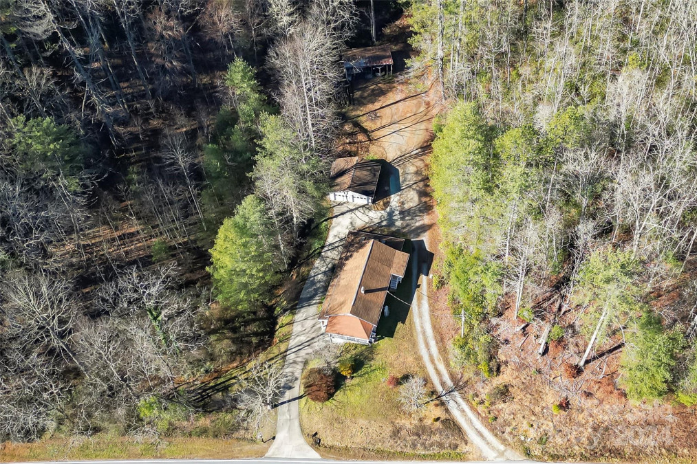 1896 Frozen Creek Rd Brevard, NC 28612