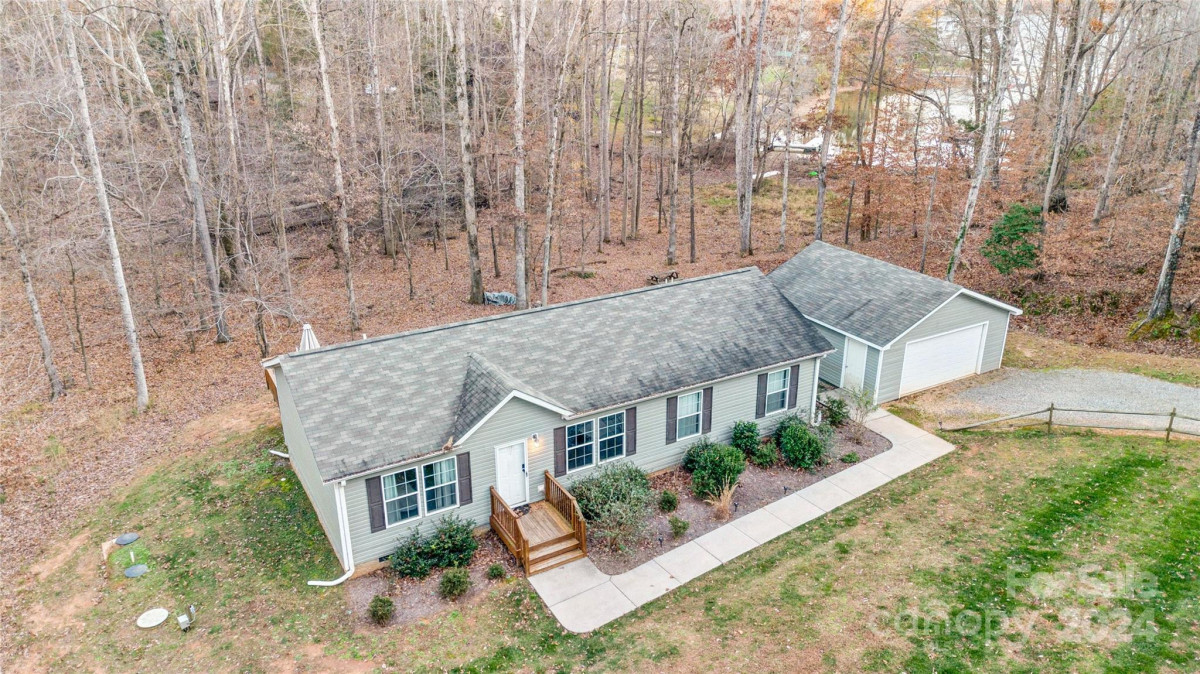 357 Stillwater Rd Troutman, NC 28166