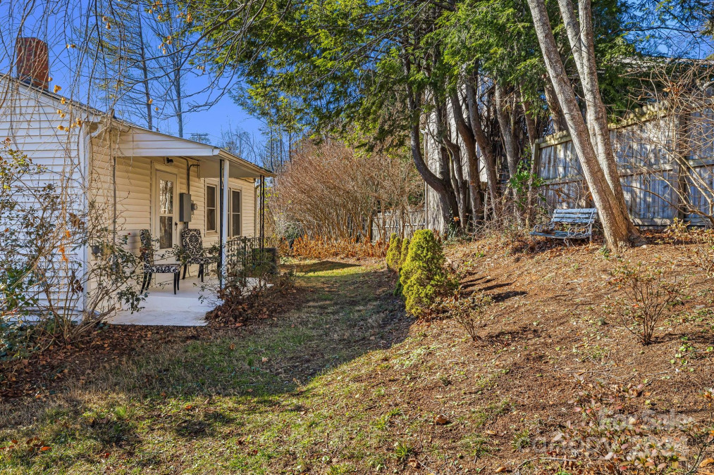 486 Kenilworth Rd Asheville, NC 28805