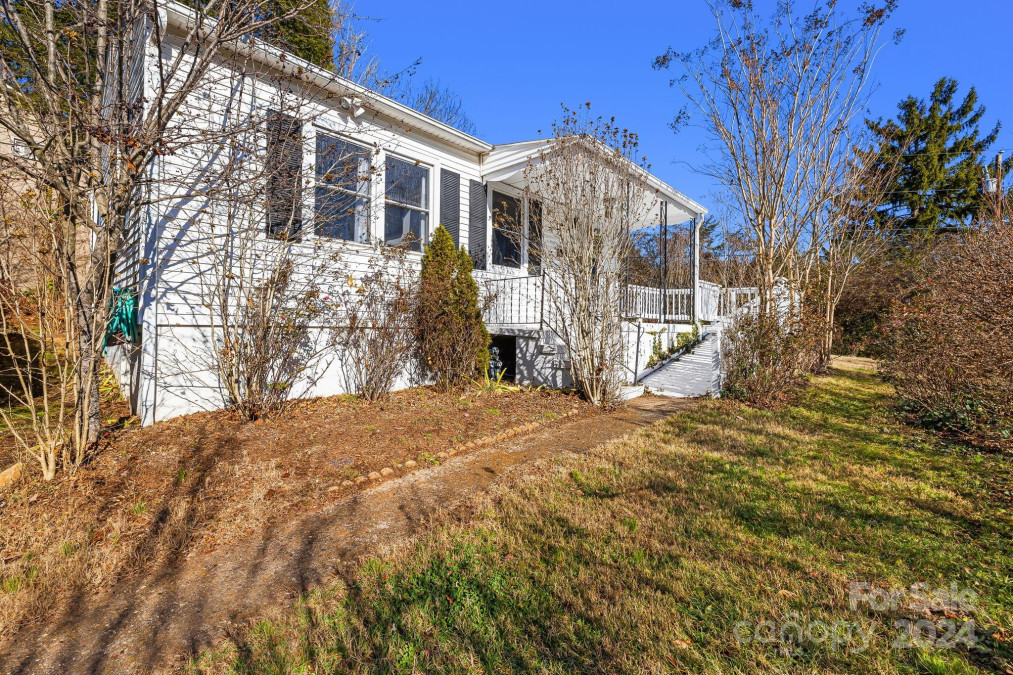 486 Kenilworth Rd Asheville, NC 28805