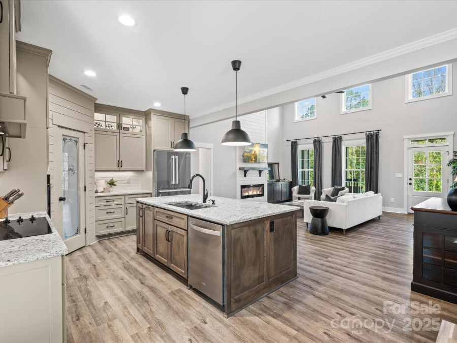 111 Alberta Ave Belmont, NC 28012