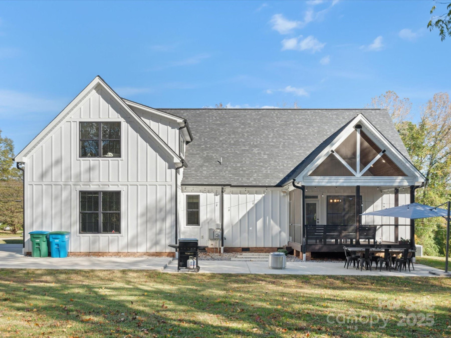 111 Alberta Ave Belmont, NC 28012