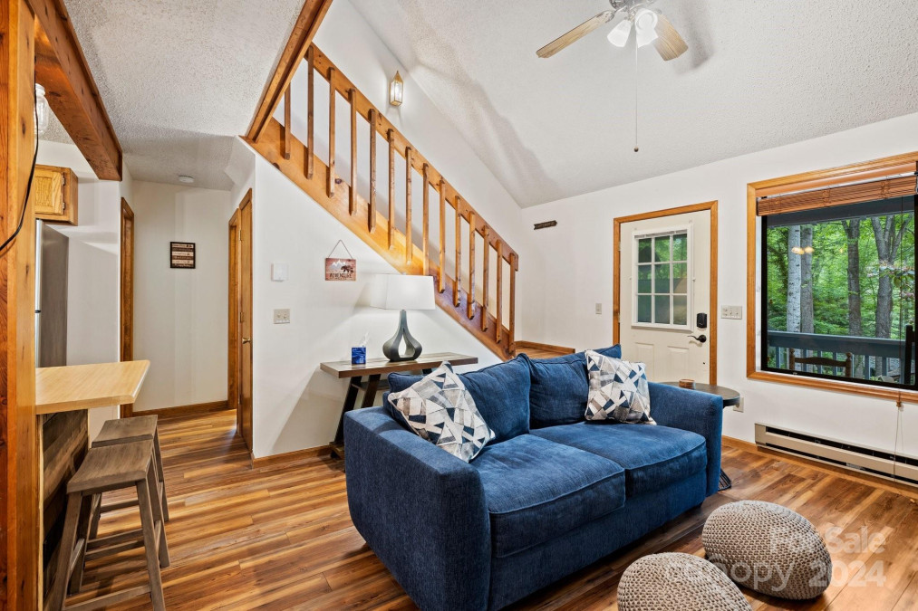 27 Gail Dr Maggie Valley, NC 28751