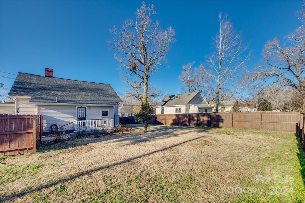 96 Ross Cannon St York, SC 29745