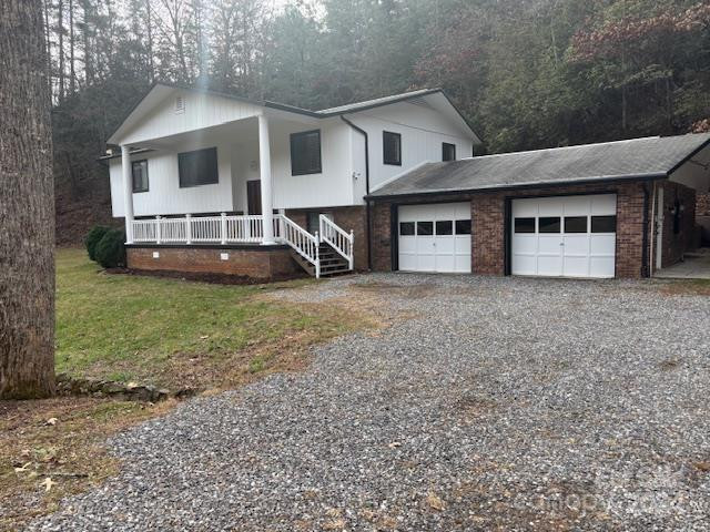 12 Gem Lake Estates Rd Franklin, NC 28734