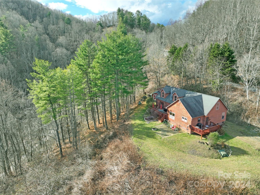 1351 Caldwell Mountain Rd Hot Springs, NC 28743