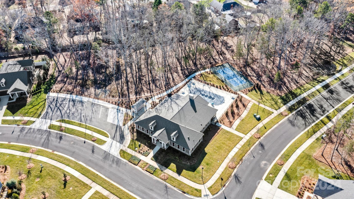 5019 Pleasant Run Dr Matthews, NC 28104