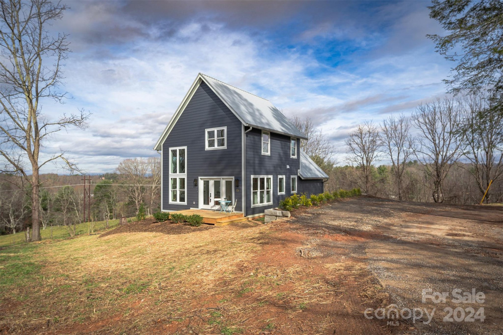 77 Panorama Dr Asheville, NC 28806