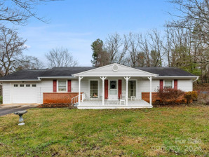 34 Imperial Ct Asheville, NC 28803