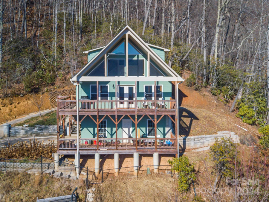 117 Walnut Dr Maggie Valley, NC 28751