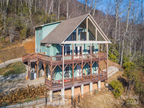 117 Walnut Dr Maggie Valley, NC 28751