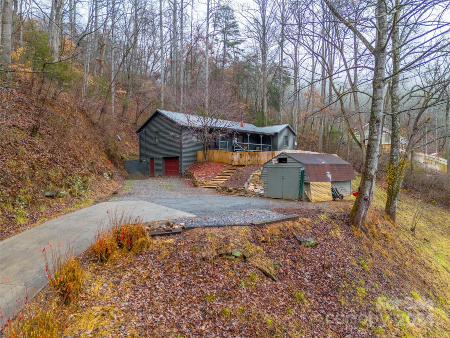 86 Tumbleweed Trl Cullowhee, NC 28723