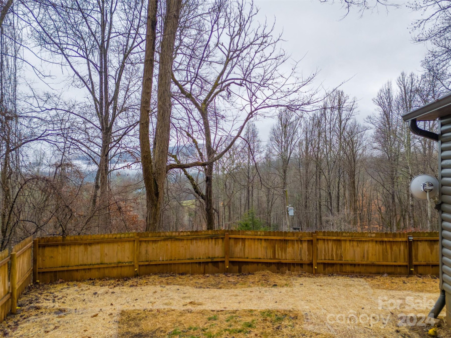 86 Tumbleweed Trl Cullowhee, NC 28723