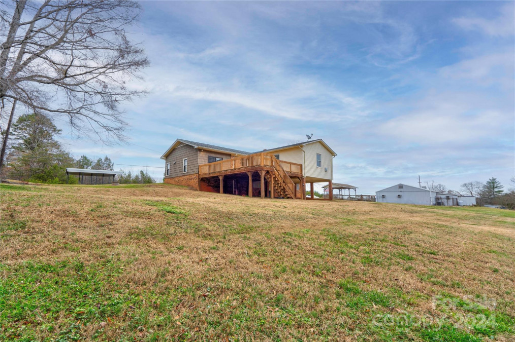 1142 Stagecoach Trl Lawndale, NC 28090