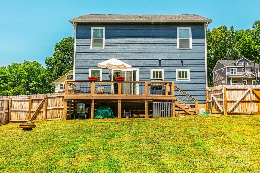 31 Arlington Oaks Ln Bryson City, NC 28713