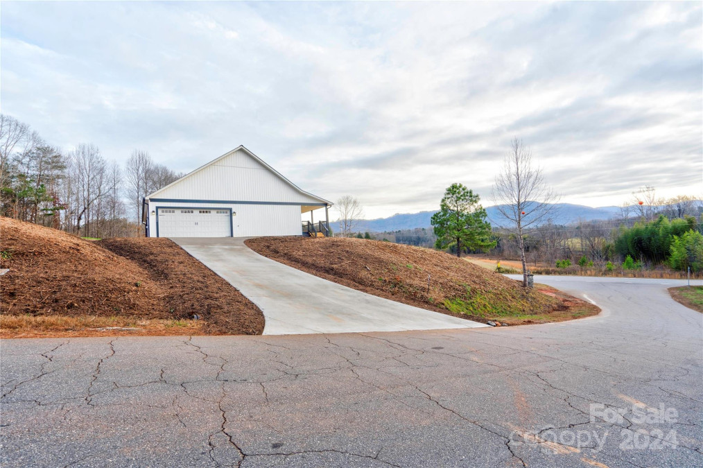 4206 Boulder Dr Morganton, NC 28655