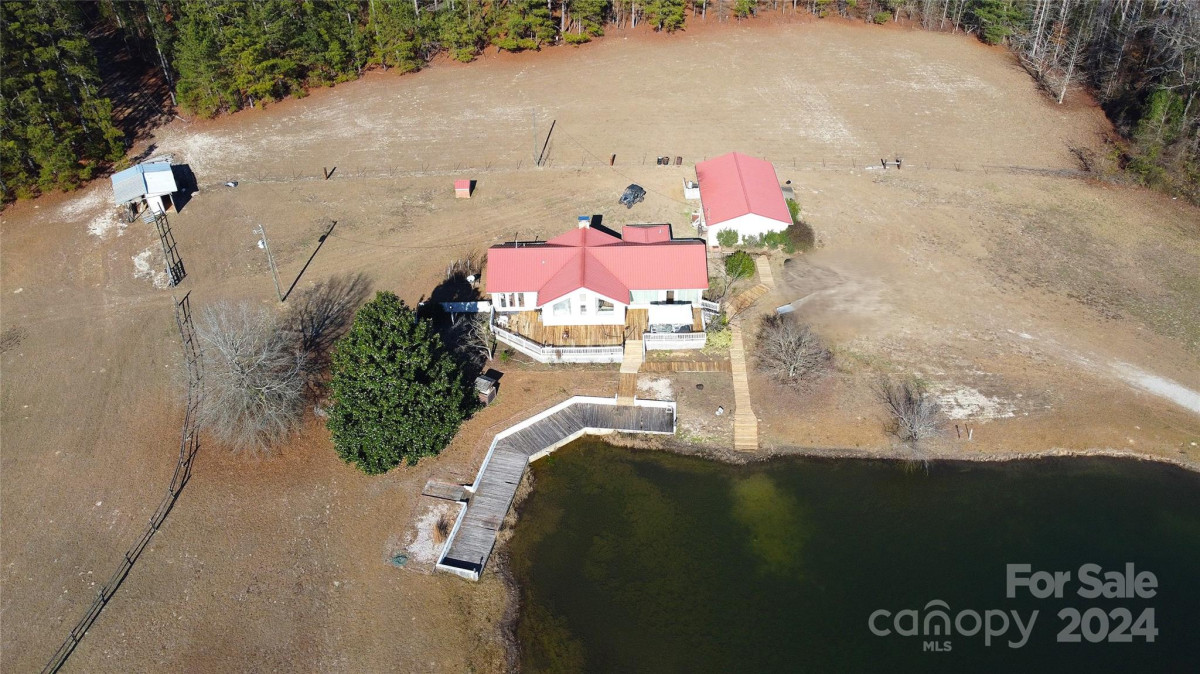 4243 Steen Rd Mt Croghan, SC 29727