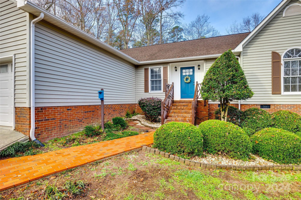 2965 Cobby Creek Ct Clover, SC 29710