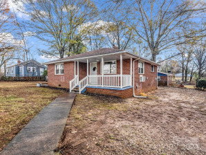 115 Hill St Forest City, NC 28043