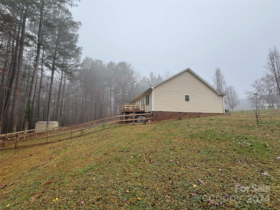 5137 Buckhead Rd Granite Falls, NC 28630