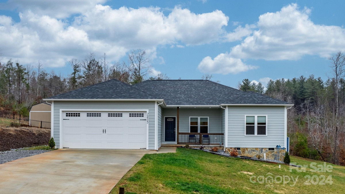 2455 Saratoga Rn Morganton, NC 28655