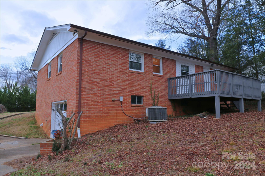 109 Fox St Morganton, NC 28655