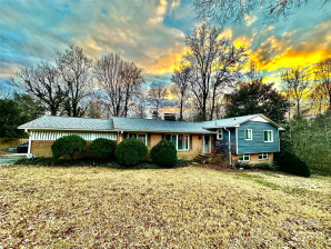 3801 Bellevue Ter Gastonia, NC 28056