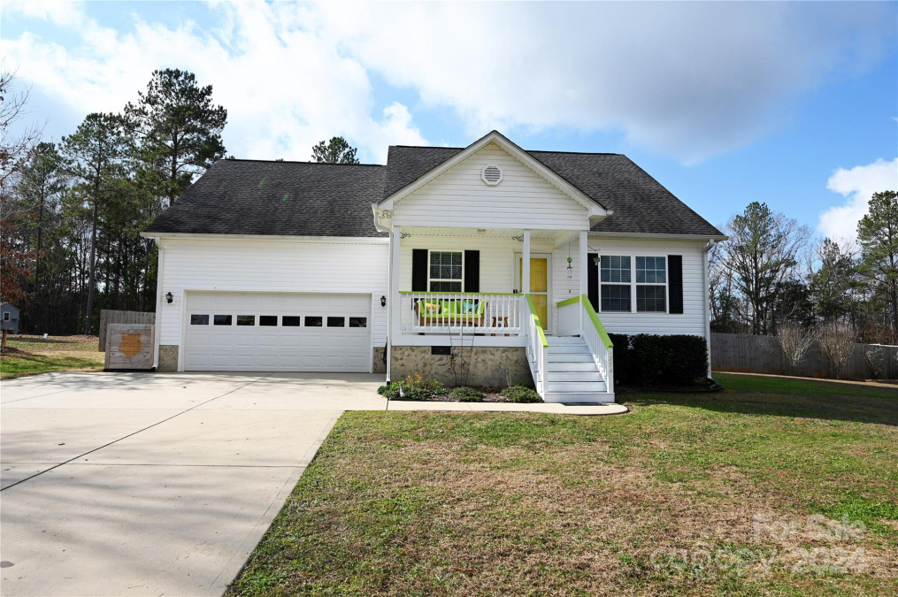 1274 Bicycle Ct York, SC 29745