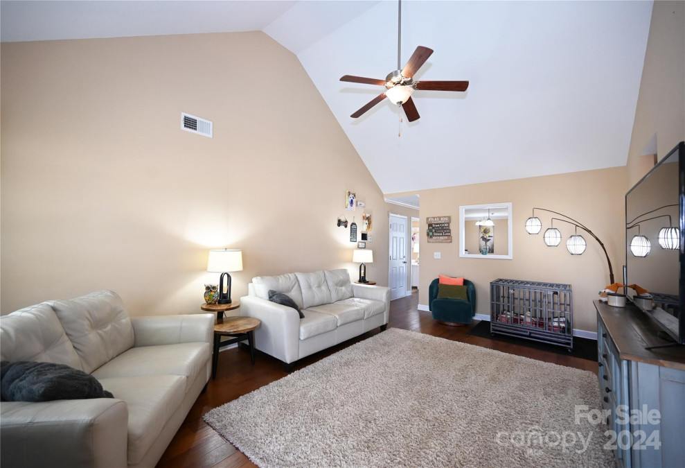 1274 Bicycle Ct York, SC 29745