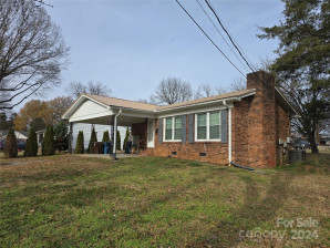 321 Gwyn St Mocksville, NC 27028