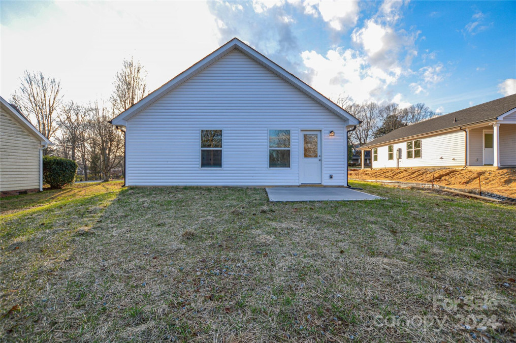 412 Lytton St Troutman, NC 28166