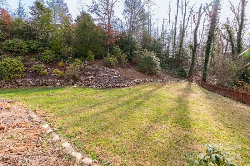 57 Dix Gap Cir Cullowhee, NC 28723