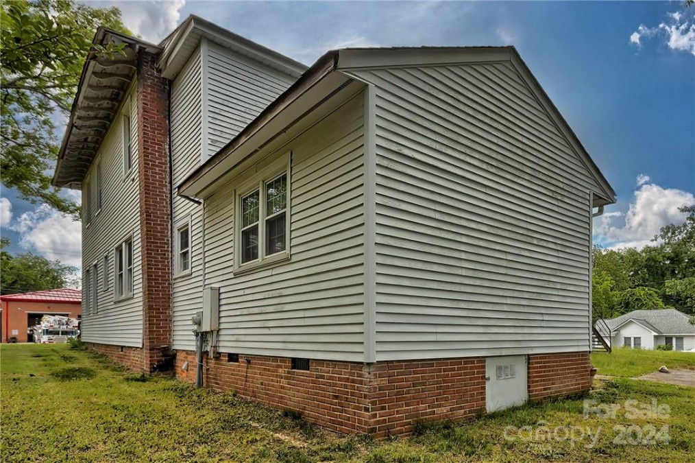 402 Arch St Lancaster, SC 29720