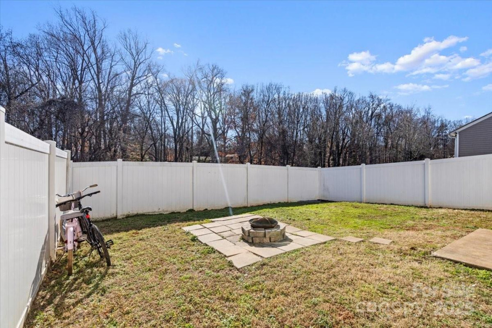 1439 Clooney Ln Charlotte, NC 28262