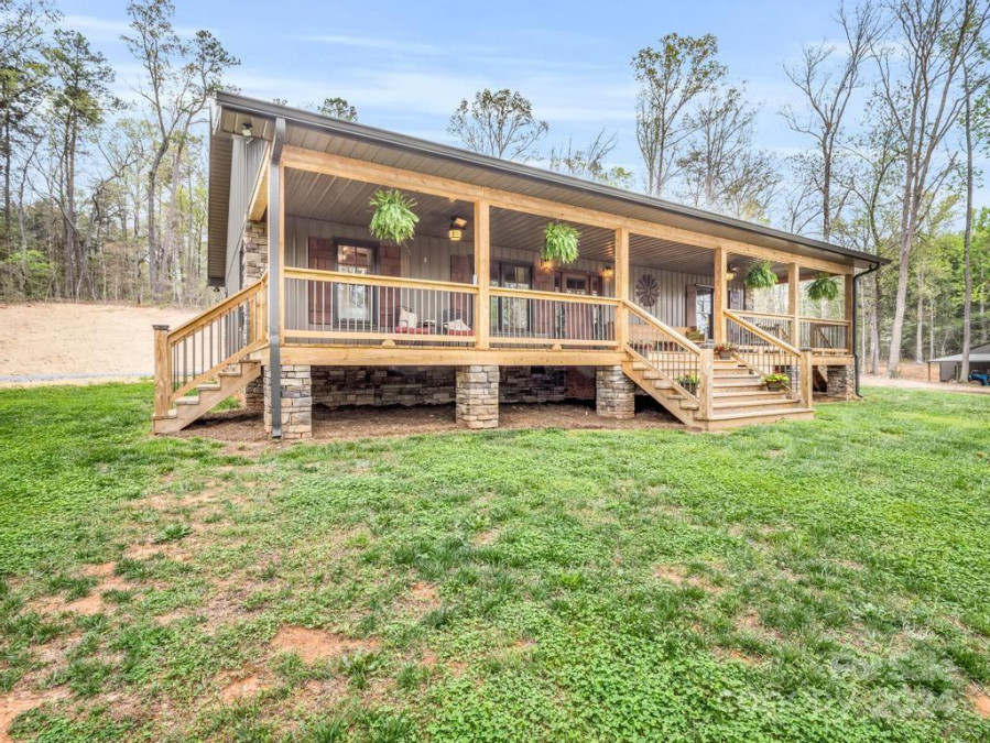 2068 Mountain Creek Rd Rutherfordton, NC 28139