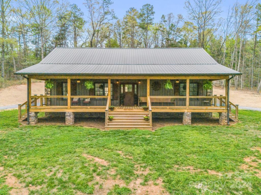 2068 Mountain Creek Rd Rutherfordton, NC 28139