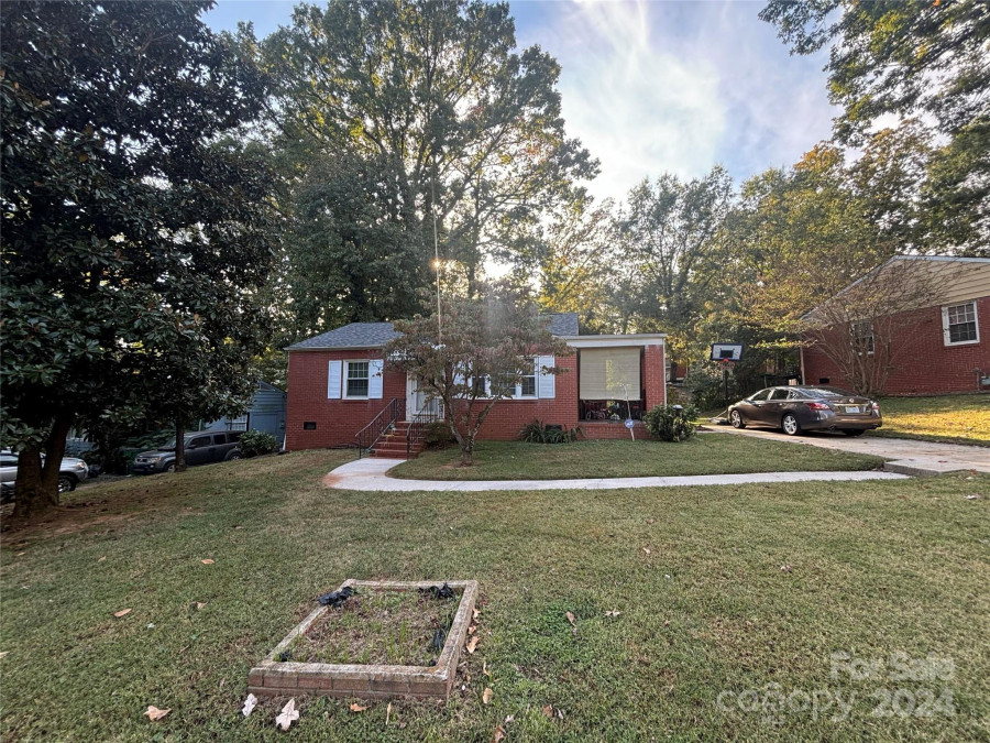 2320 Orton St Charlotte, NC 28208