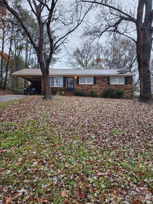 124 Redwood Ln Gastonia, NC 28052