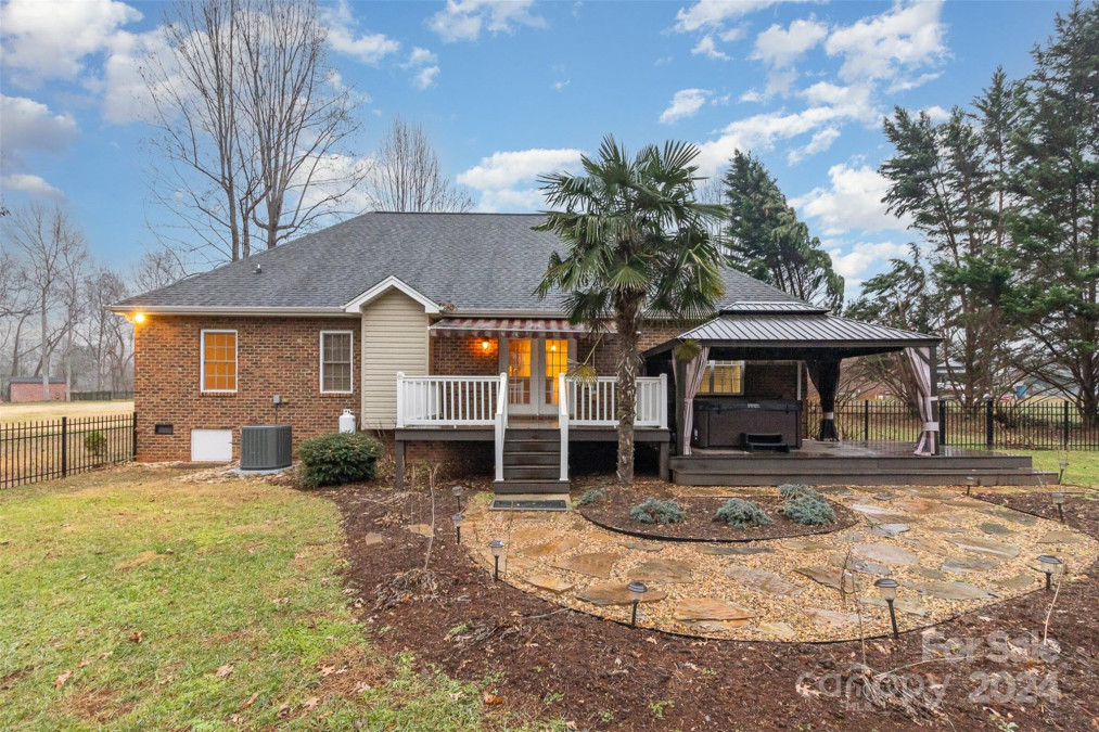 3445 Sourwood Ct Lincolnton, NC 28092