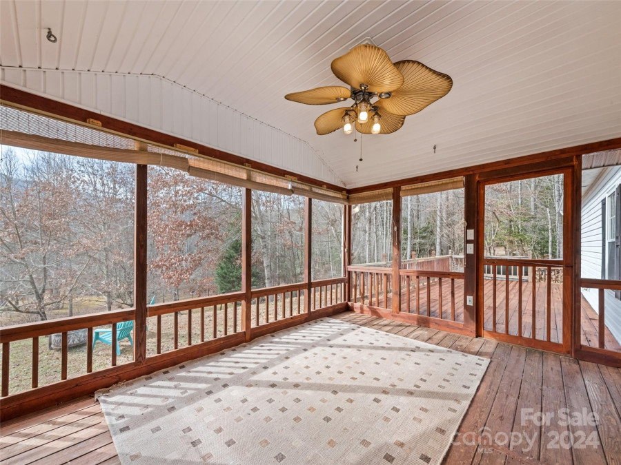 203 Lantana Dr Sylva, NC 28779