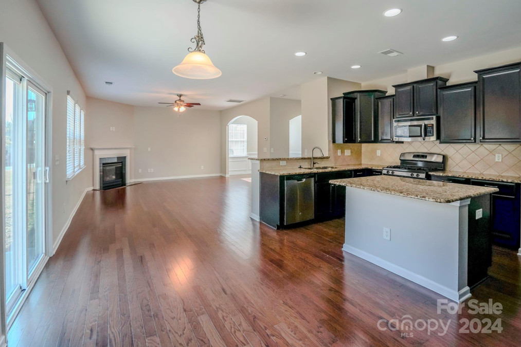 6142 Berewick Commons Pw Charlotte, NC 28278