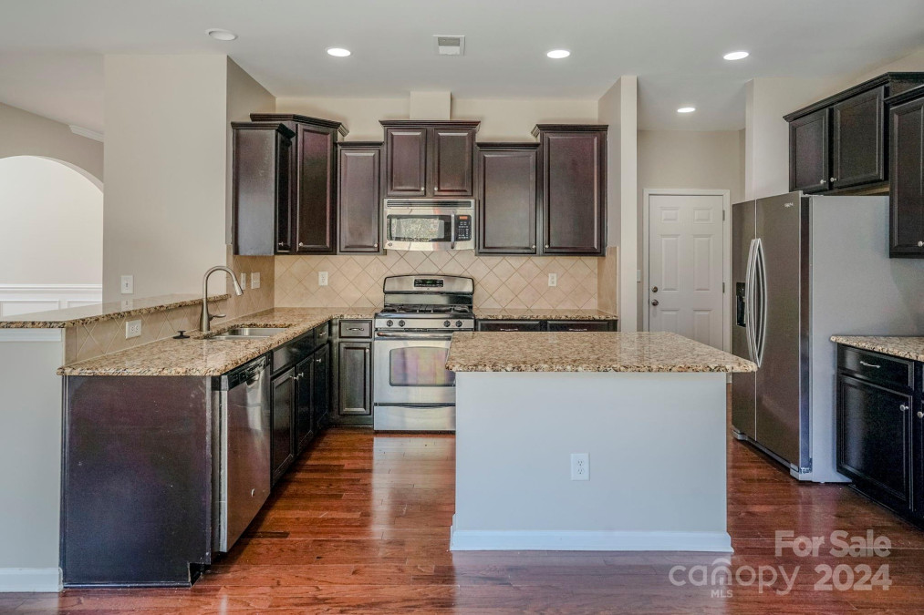 6142 Berewick Commons Pw Charlotte, NC 28278