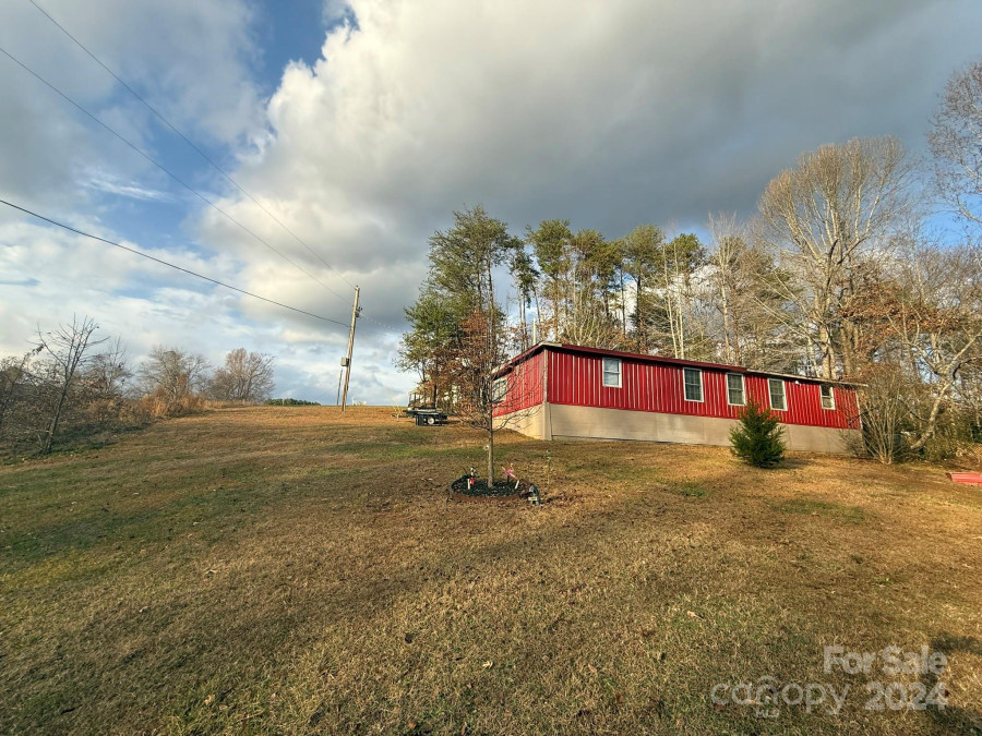 3 Crappie Cove Ln Hickory, NC 28681