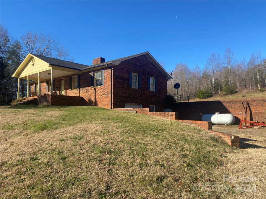 5509 Us 64 Hw Union Mills, NC 28167