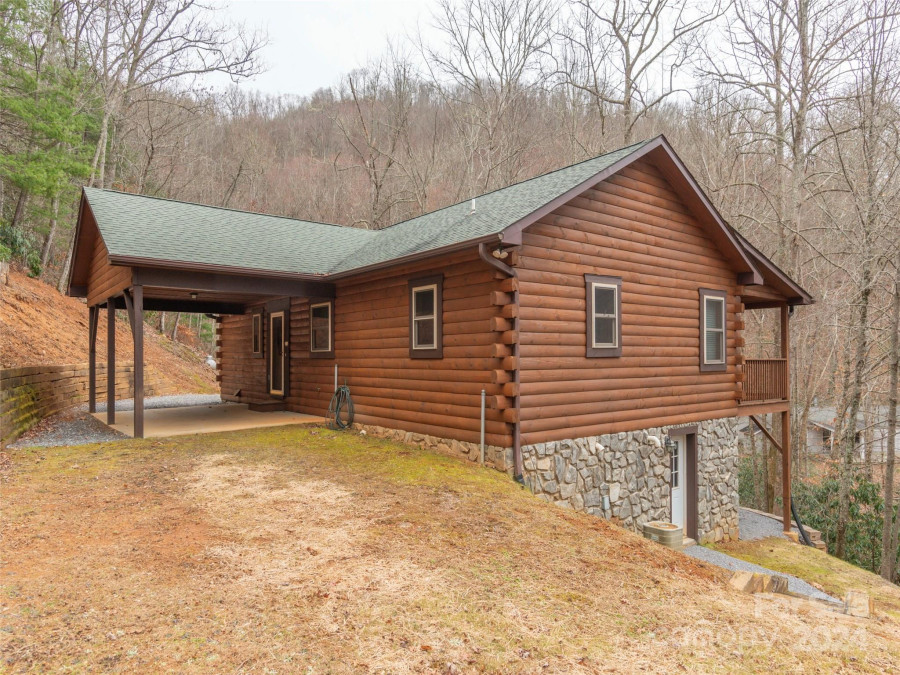 67 Ridge Haven Rd Balsam, NC 28707