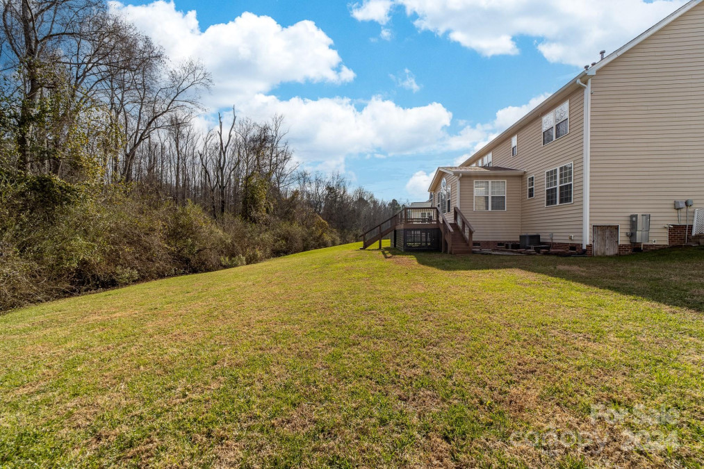 1311 Aringill Ln Matthews, NC 28104