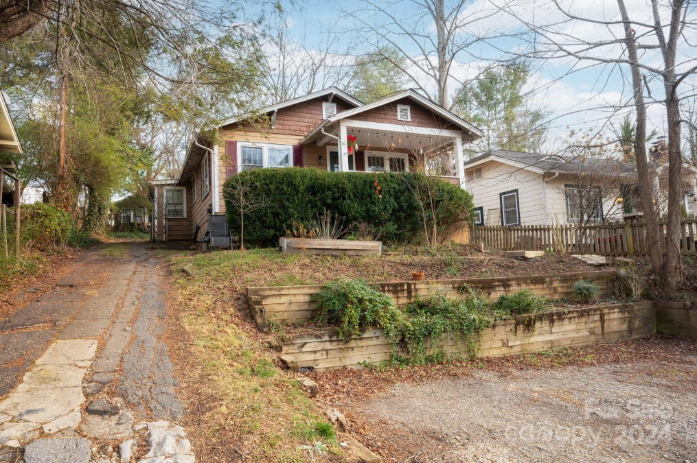 76 Lanvale Ave Asheville, NC 28806