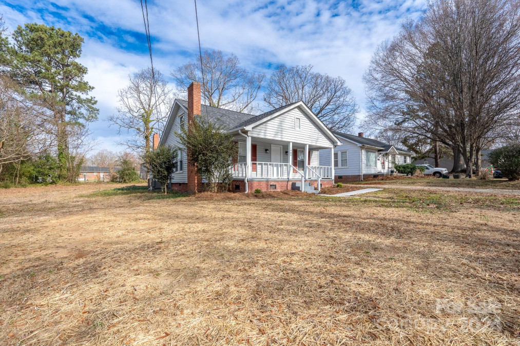 1909 Glenwood St Kannapolis, NC 28083