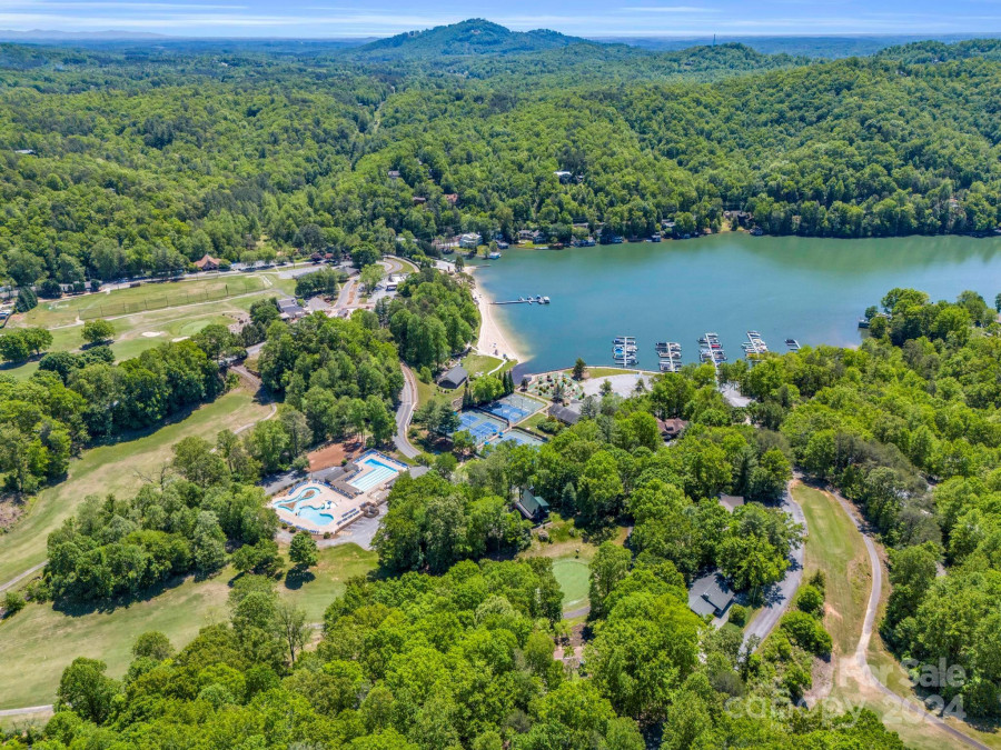 155 Quail Cove Blvd Lake Lure, NC 28746